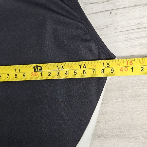 TA3 Sleeveless Surfy One Piece Swimsuit Size XL Short Black/White - Picture 4 of 15